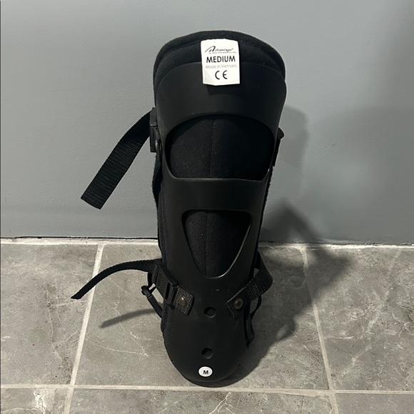 Orthopedic Boot - Picture 3 of 3